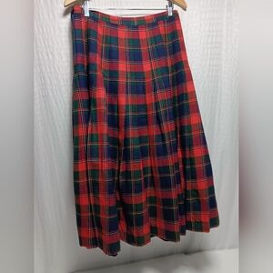 Talbots 💯 Wool  Midi Pleated plaid skirt.  Ladies size 14